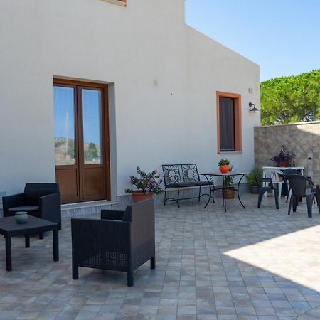 B&B 4 Stagioni Dattilo Bagian luar foto