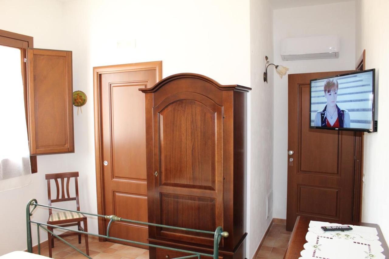 B&B 4 Stagioni Dattilo Bagian luar foto