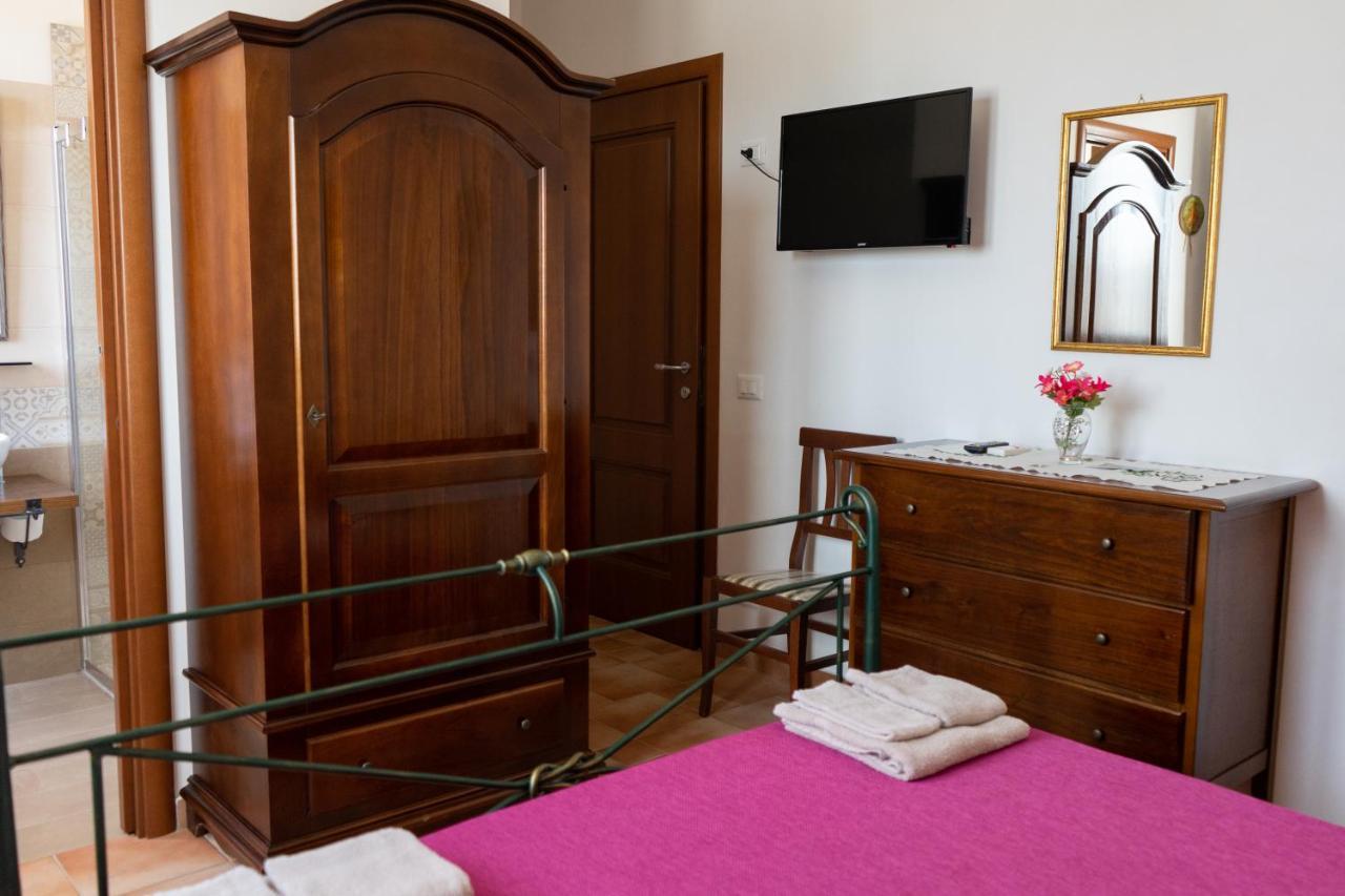 B&B 4 Stagioni Dattilo Bagian luar foto