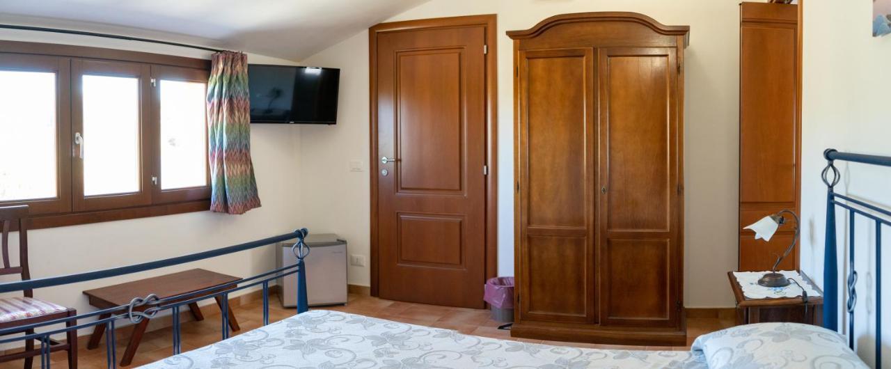 B&B 4 Stagioni Dattilo Bagian luar foto
